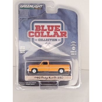 Greenlight 1:64 Dodge Ram D-250 1982 orange